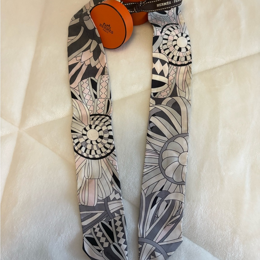 Hermes Twilly 100% Silk Ribbon